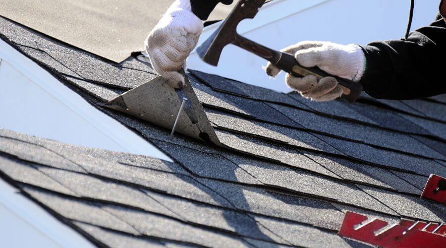 Expert Emergency Roof Repairs services in Lincoln, KS